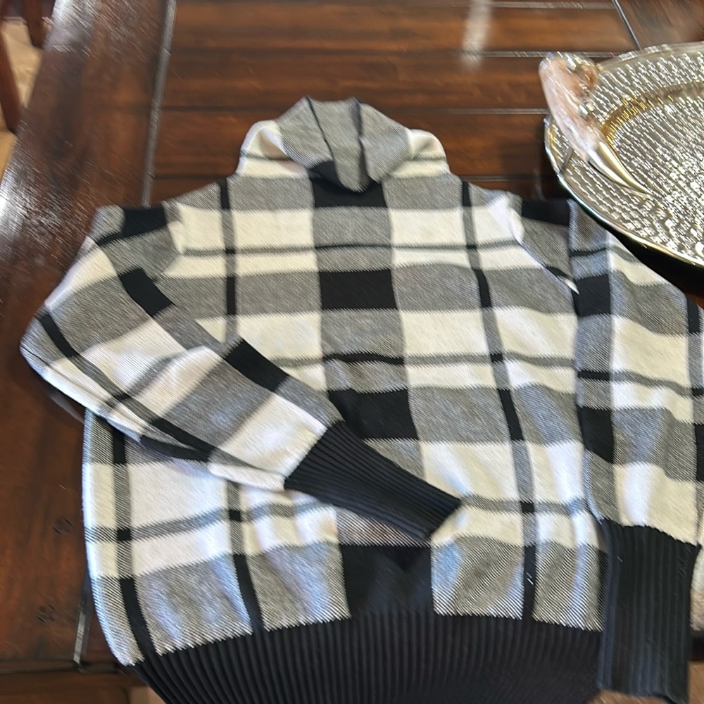 Beautiful confteble women sweater